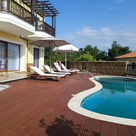 Cave Luxury Skiathos * Troulos