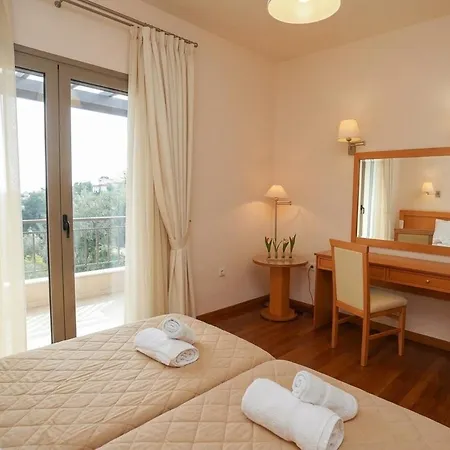 Cave Luxury Skiathos Villa *