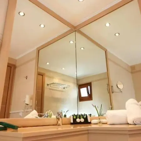 Cave Luxury Skiathos *